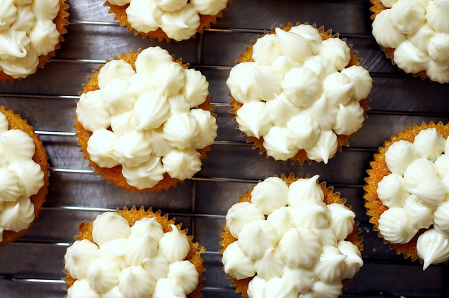 carrot cupcakes, superstars